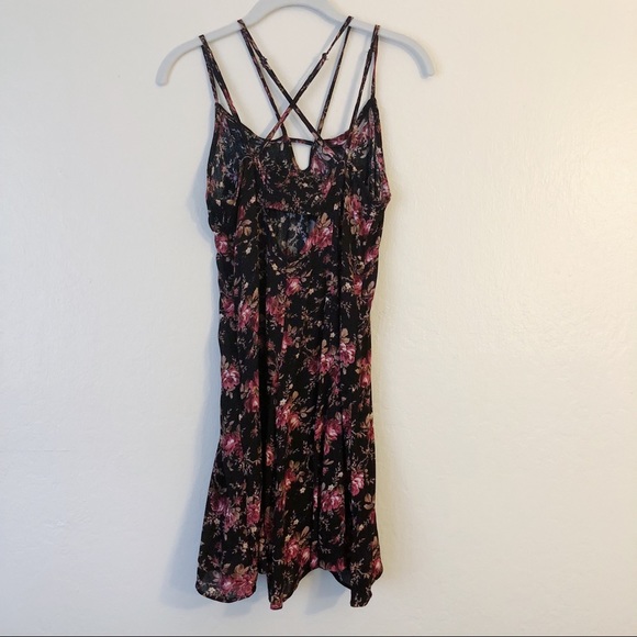 AEO floral strappy babydoll dress - Picture 3 of 5